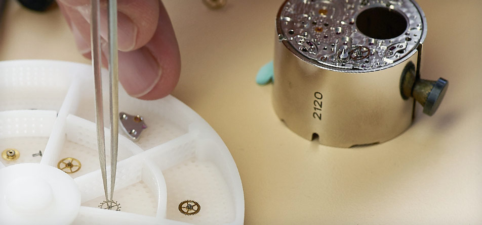 2026百達(dá)翡麗官方售后門(mén)店新址官宣全新服務(wù)熱線正式上線