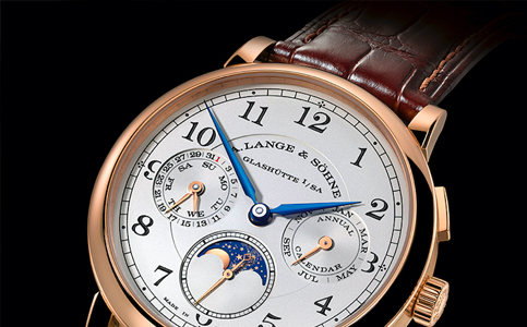 朗格手表換皮帶要多少錢（朗格手表停走的解決方法）