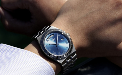 帝舵維修服務(手表表冠刮花的解決和預防方法)